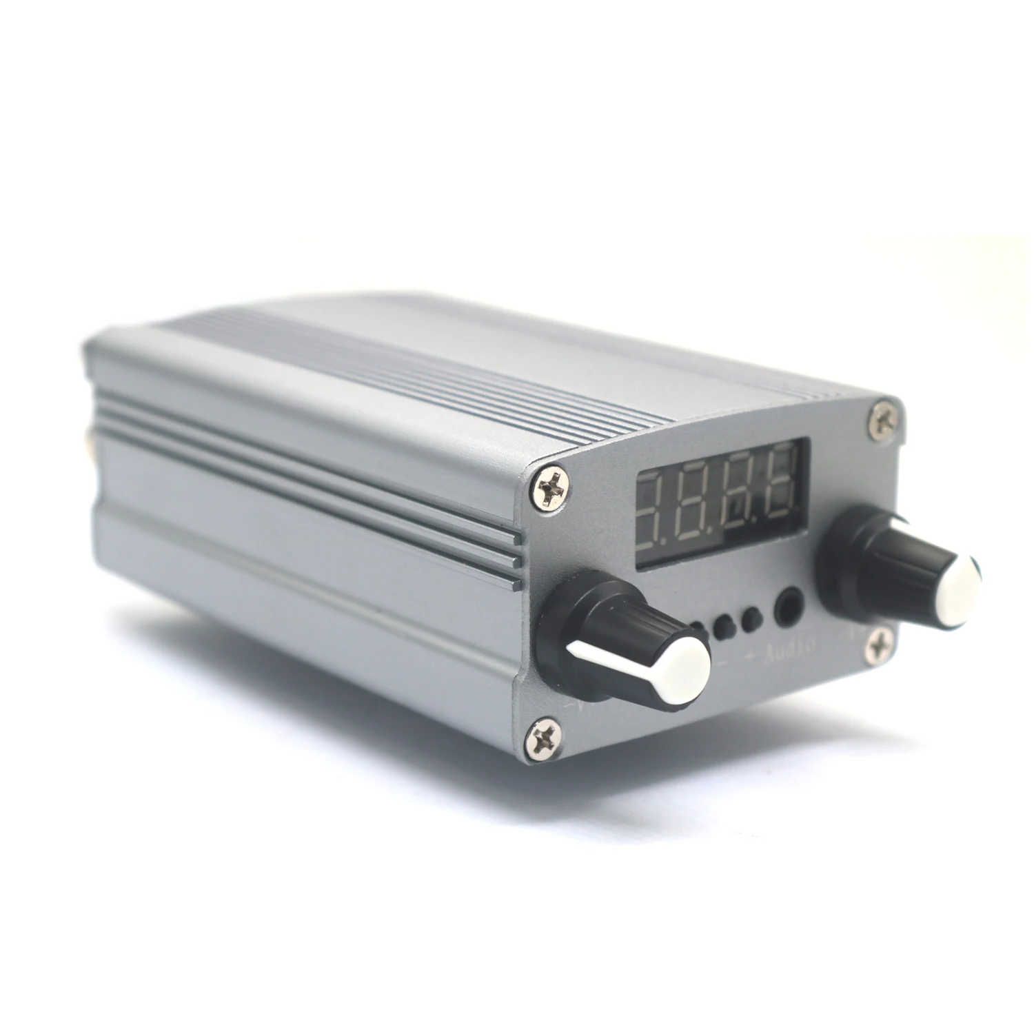 FM-трансмиттер автомобильный 76-110 МГц 5 Вт