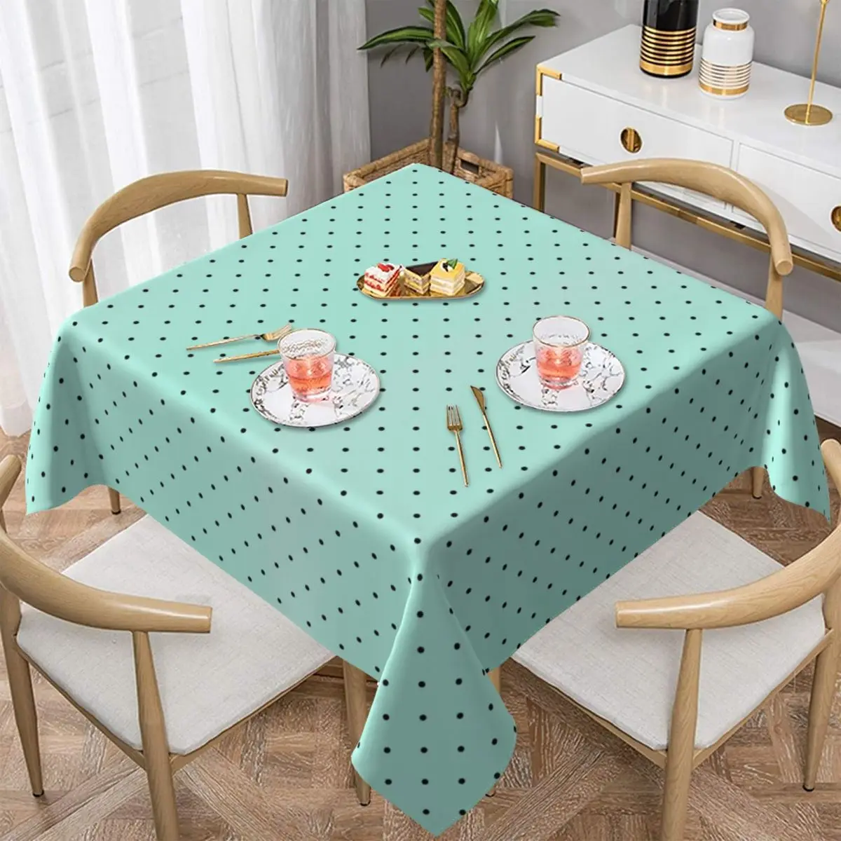 

Customizable Pattern High Quality Fabric Soft Wrinkle Resistant Washable Perfect Decorating Dining Tables Camping Tablecloths
