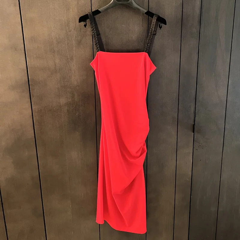 

Женское платье, привлекательное облегающее платье на бретельках с разрезом и красными складками, женское модельное платье для отпуска, весна-лето 2023, новое платье