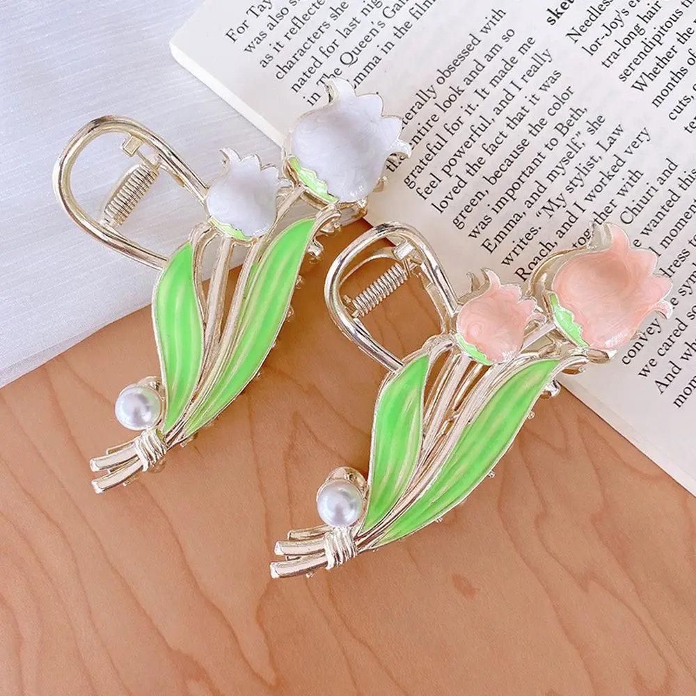 

Заколка для волос с жемчужинами в французском стиле