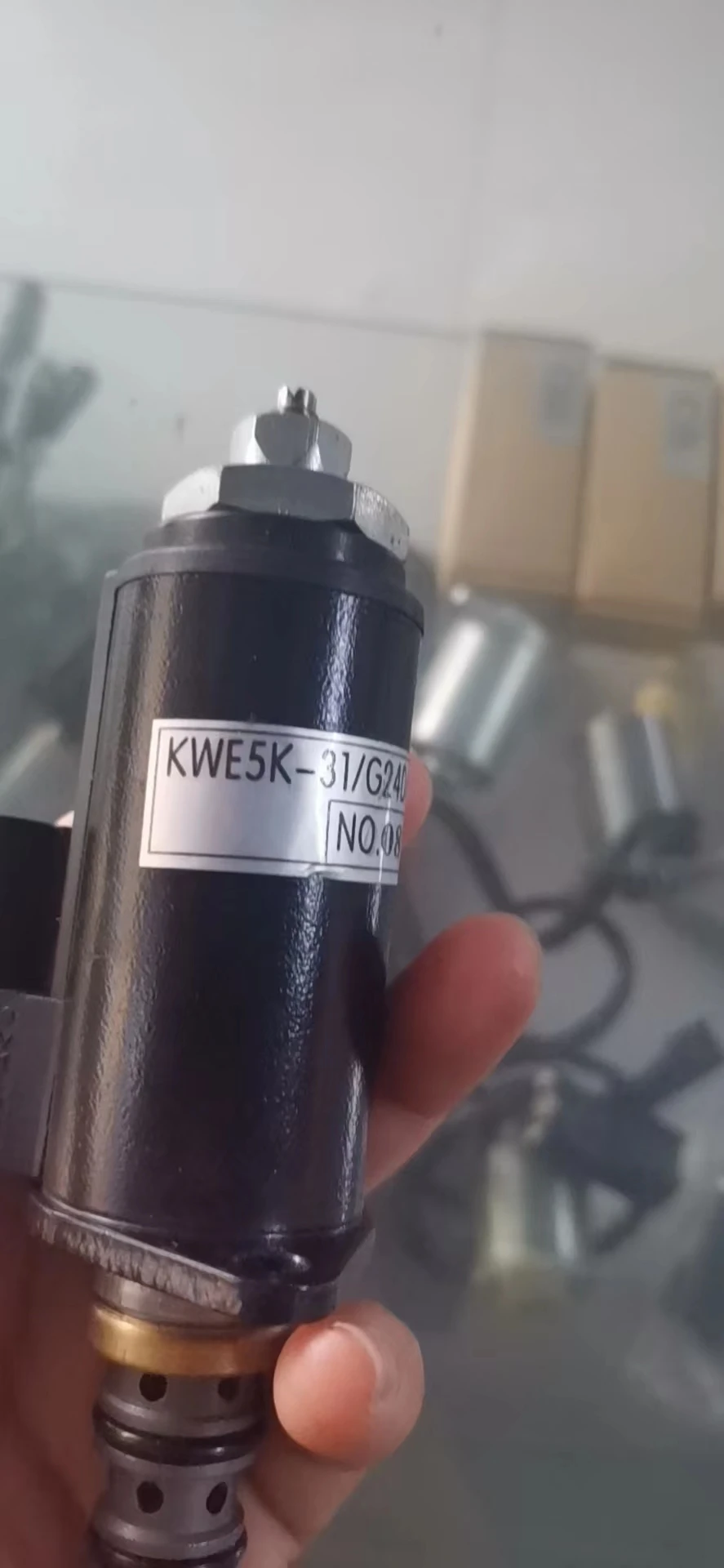 

KWE5K-31/G24DA50 электромагнитный клапан гидравлического насоса подходит для обслуживания экскаватора SANY и запасных частей