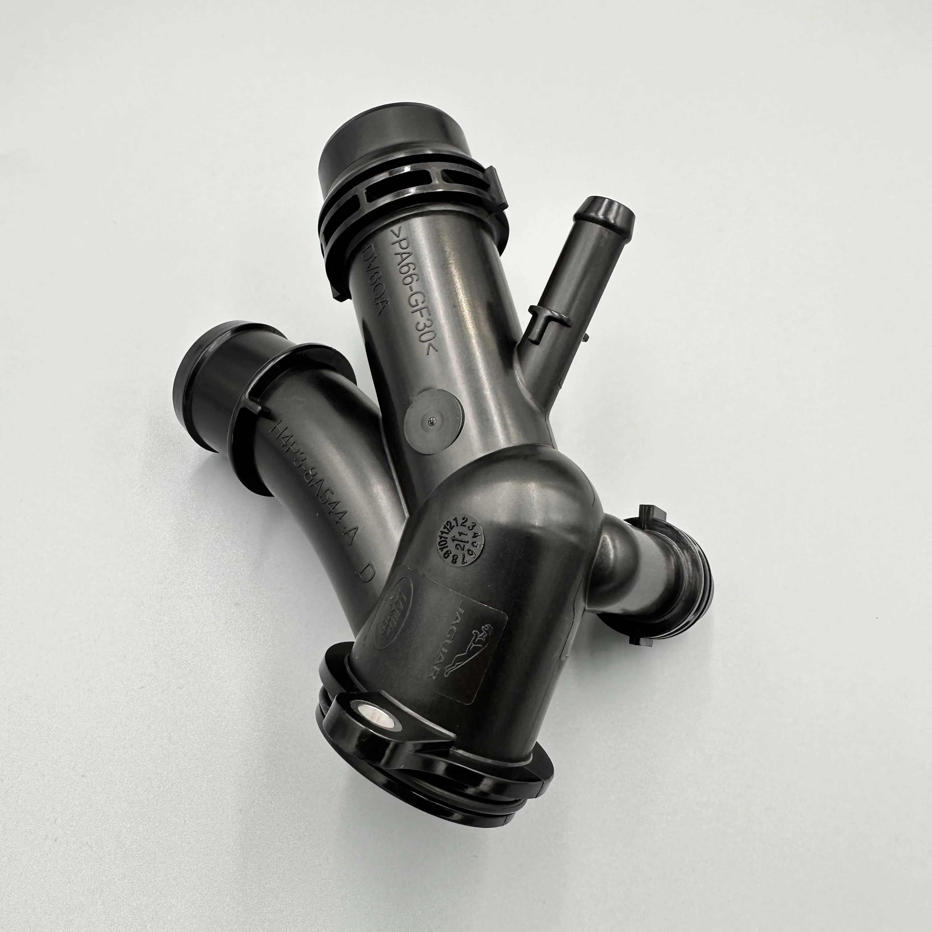 Соединительная труба LR092129 Выходная Труба для Range Rover Velar 2017-2020 Discovery 5 Новый Defender 2020