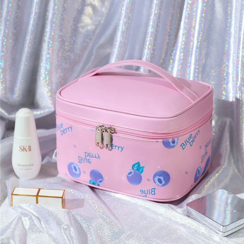 Рисунок 3 - Уличная многофункциональная дорожная косметичка