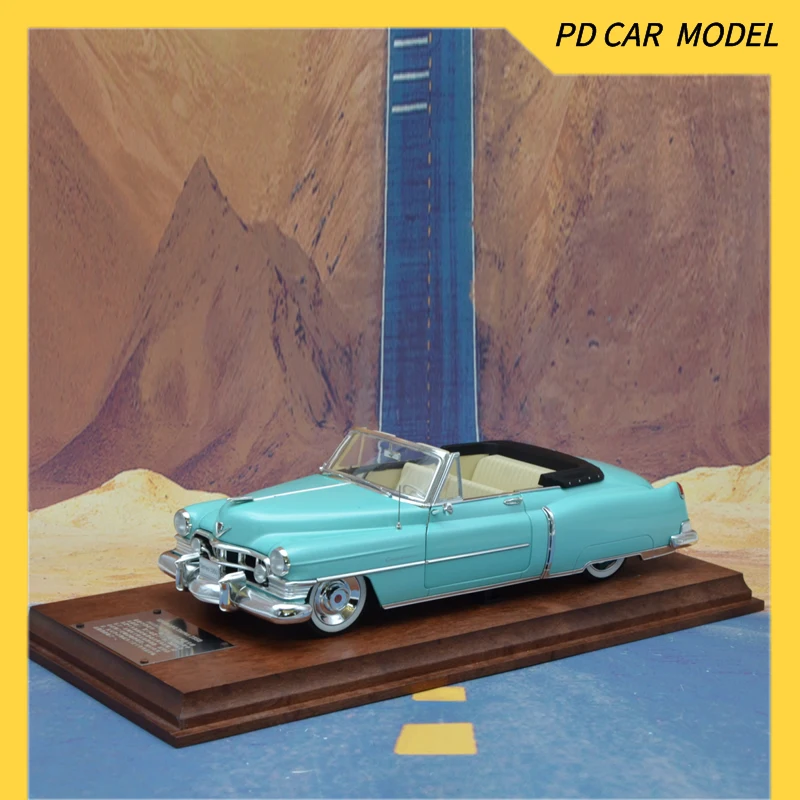 Оригинальная Коллекционная модель в масштабе 1:18 для CADILLAC