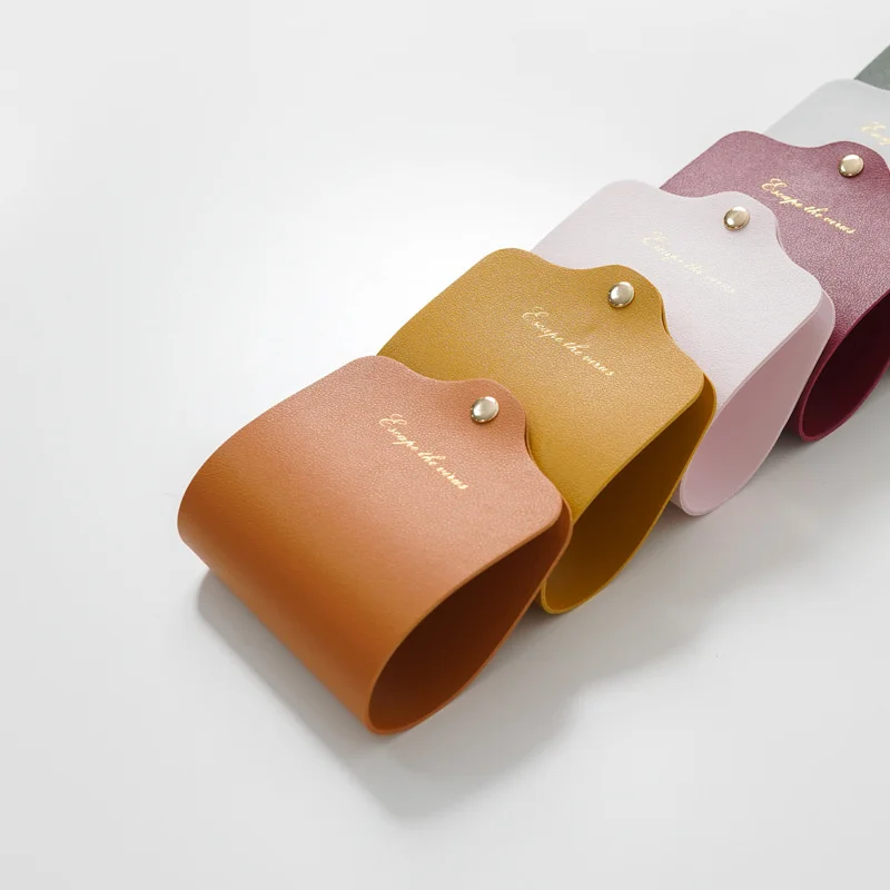 

Japanese-style Storage Organizer Double-sided Leather Packaging Bags Mask Storage Bags Convenient And Compact Foldable Bag