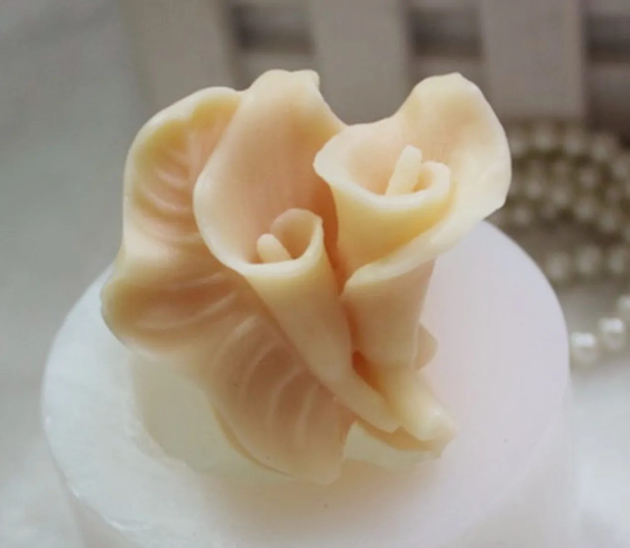 

wholesale!!!1pcs Small Calla Lily (zx0095) Silicone Handmade Soap Mold Crafts DIY Mould