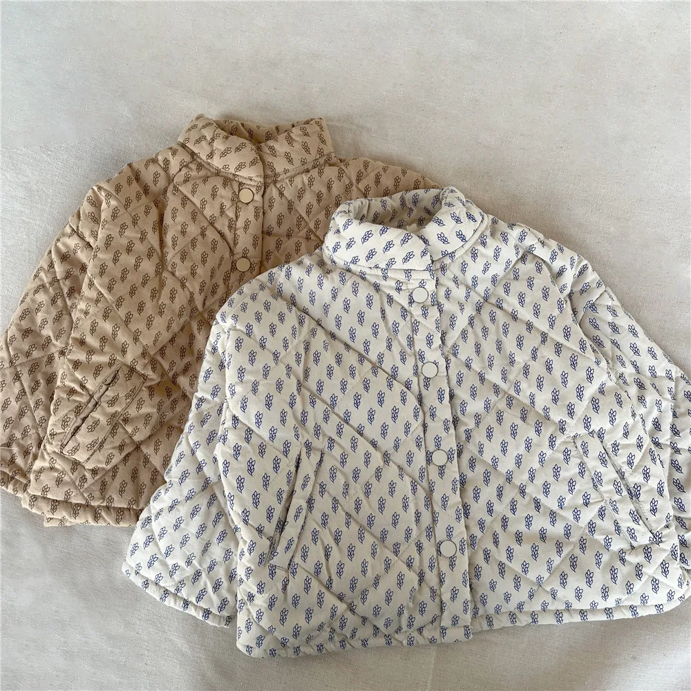 

Куртка утепленная хлопковая с длинными рукавами и карманами, на осень/зиму