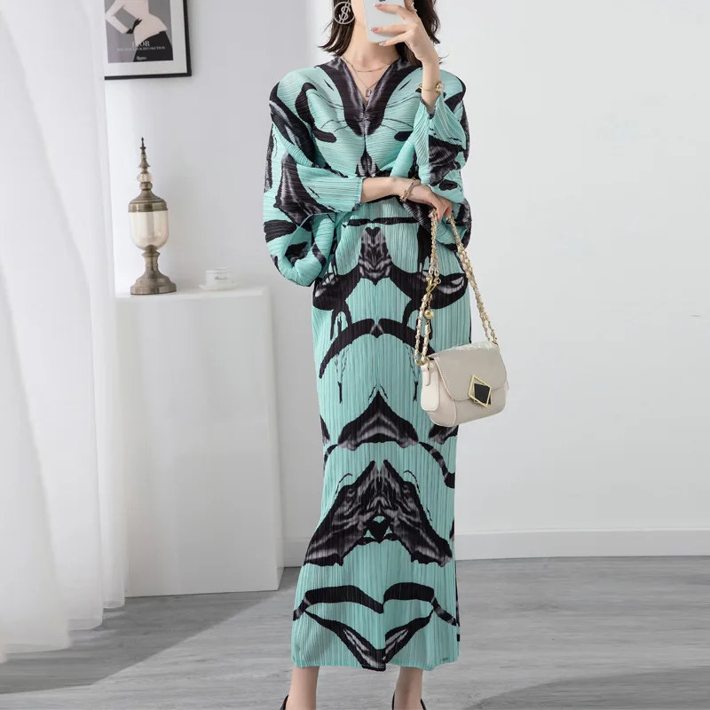 

Miyake Printed Women's Bat Sleeve Plus Size Dress New 2023 Spring Summer Loose and Thin Fashionable One-step Long Skirt