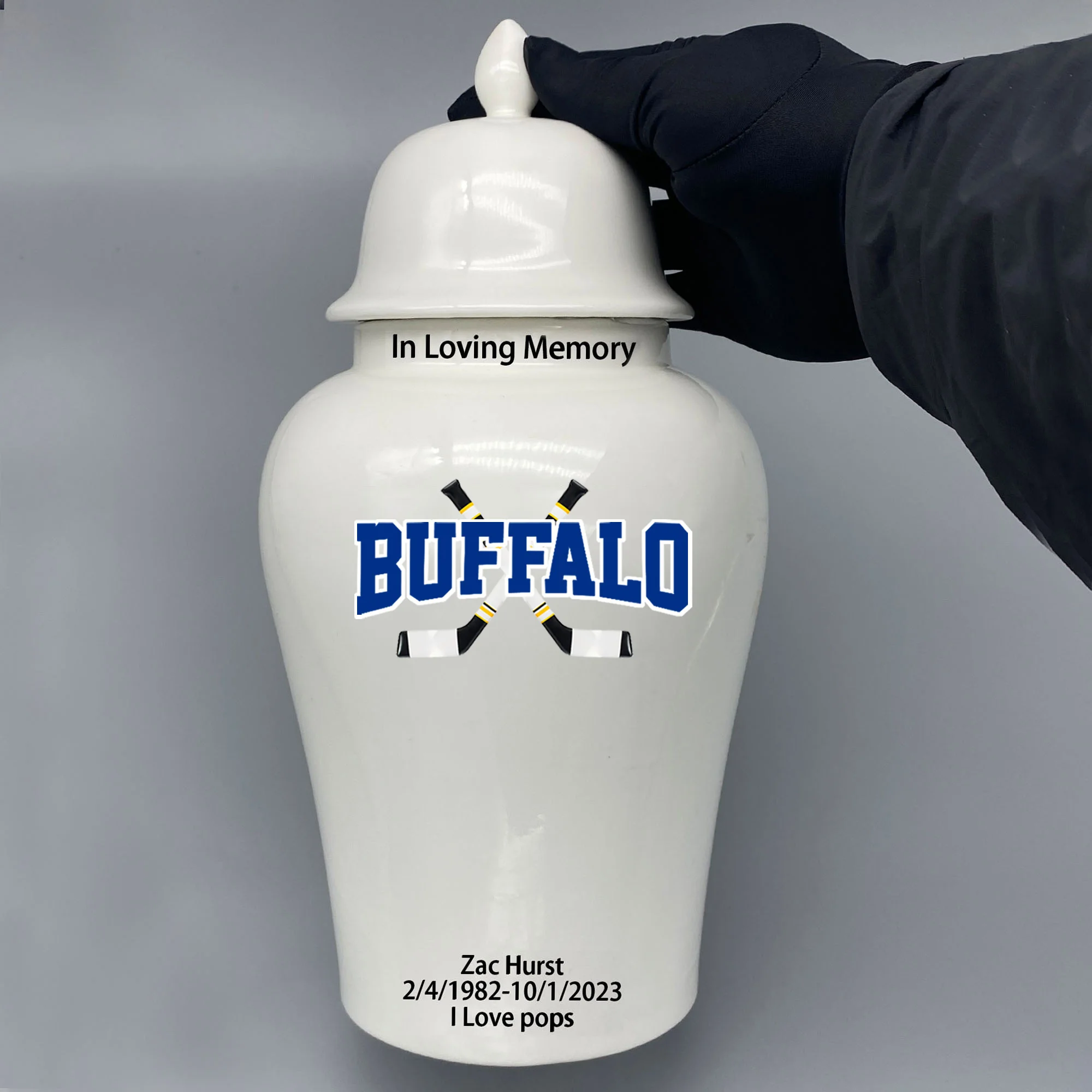 Большая урна для хоккейной урны с тематикой буйвола Сабра. Пожалуйста пришлите