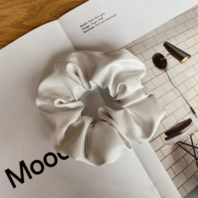 Рисунок 5 - Модные резинки из искусственной