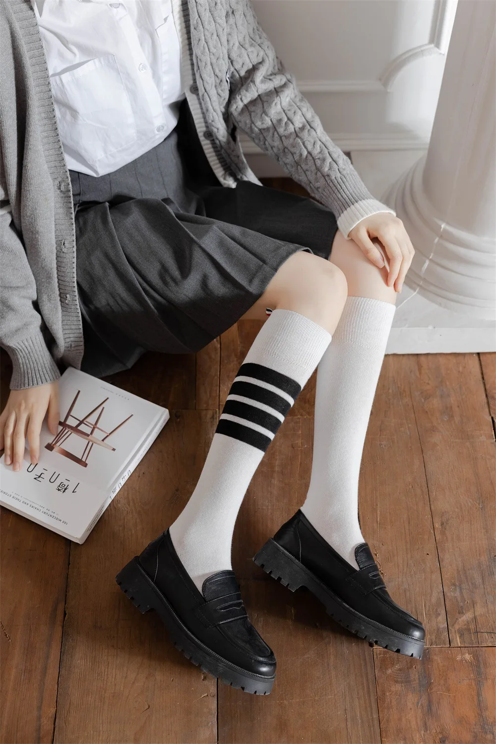 Japanese style JK sweet cute Fashion Middle High Tube Calf Girl socks women long multicolor striped cotton socks Pile socks