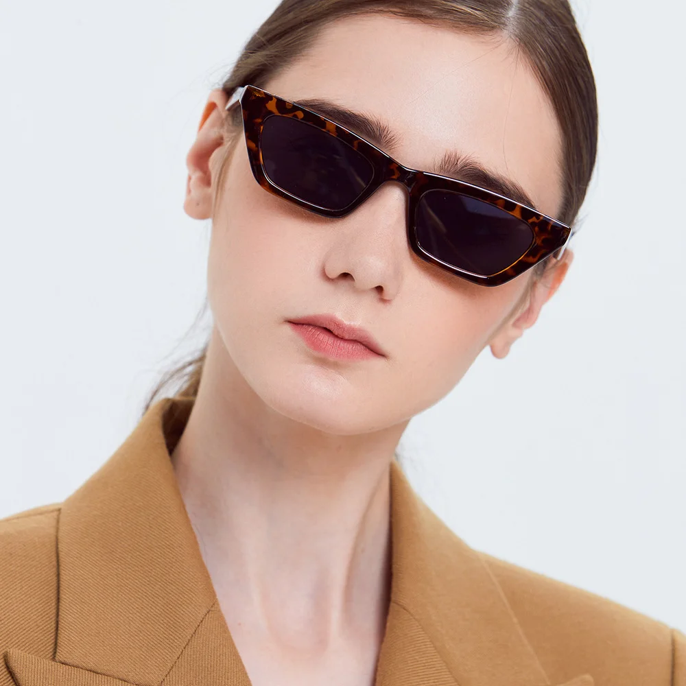 

2022 Sexy Ladies Cat Eye Sunglasses Women Vintage Fashion Style Brand Designer Sun Glasses For Female Retro Shades EyewearUV400