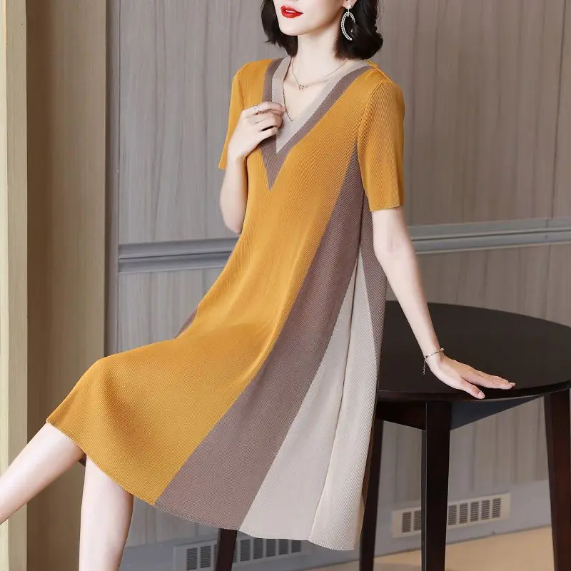 

Pleated V-neck Short Sleeve One Piece Women Long Dress New Summer Loose Casual Elegant Korean Designer Clothing Vestidos E14