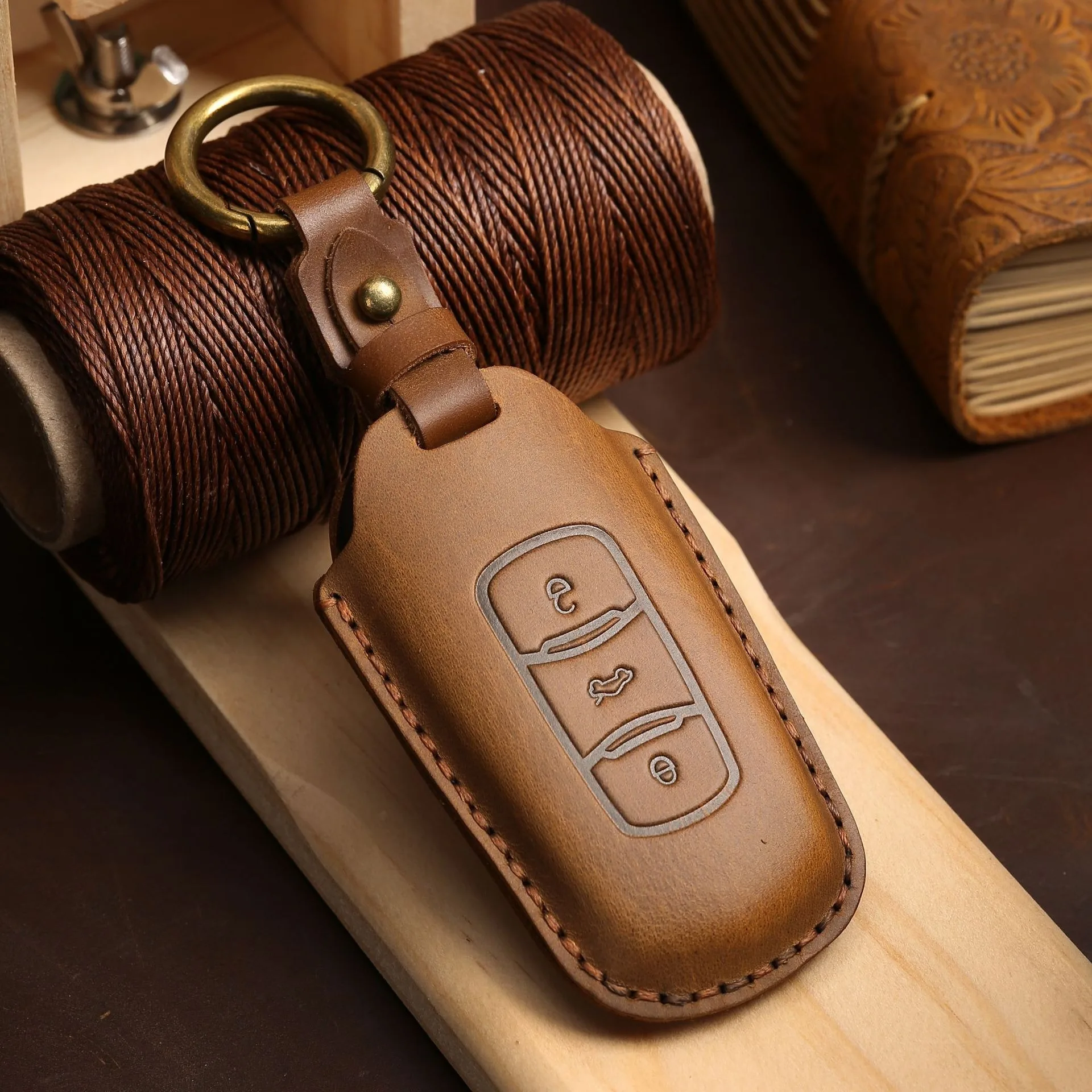 Чехол-держатель для автомобильных ключей Geely Emgrand 7 GX3 Atlas GS NL3 Gili EX7 GT GC9