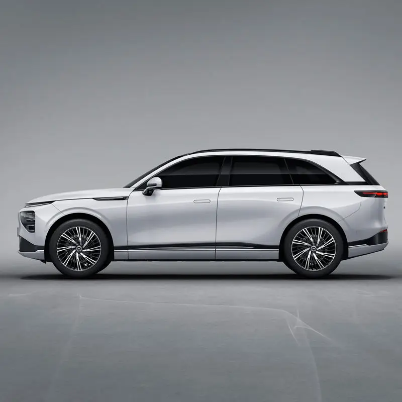 Высококачественный электромобиль Xpeng G9 с максимальной скоростью 200 км/ч