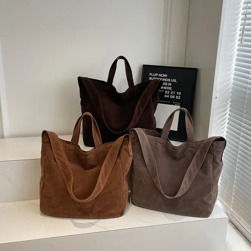 Фото Large Capacity Velvet 2024 Hot Selling Tote Bag Zipper Solid Color Popular Fashion Handbag Soft Simple Commuting Shoulder Bag №5