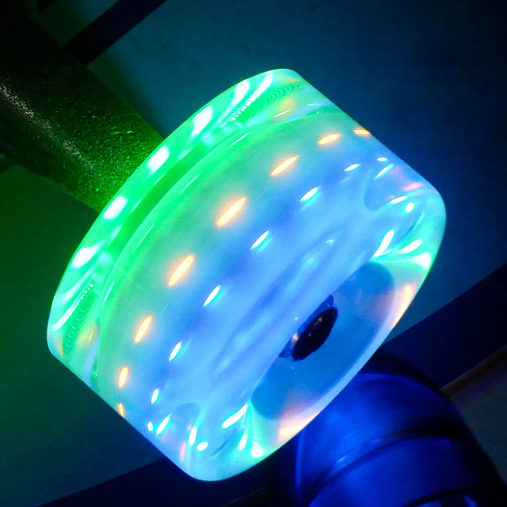 85A, двухрядные коньки, полиуретановые мигающие колеса 65x36 мм с фотоподшипниками, фотоэлементы, 8 элементов, AMB285