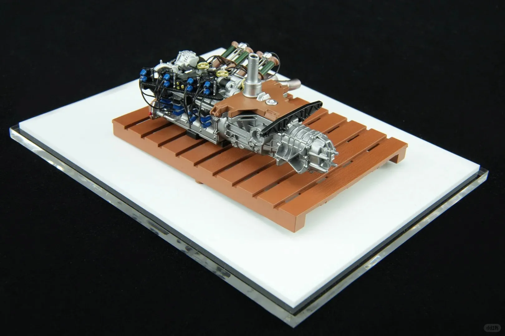 Фото Модель двигателя Motorhelix 1:18 Mazda R26b Rotary Martley Nilu27 V12, готовая выставочная модель, лимитированная серия 787b, подарок для автолюбителей №2