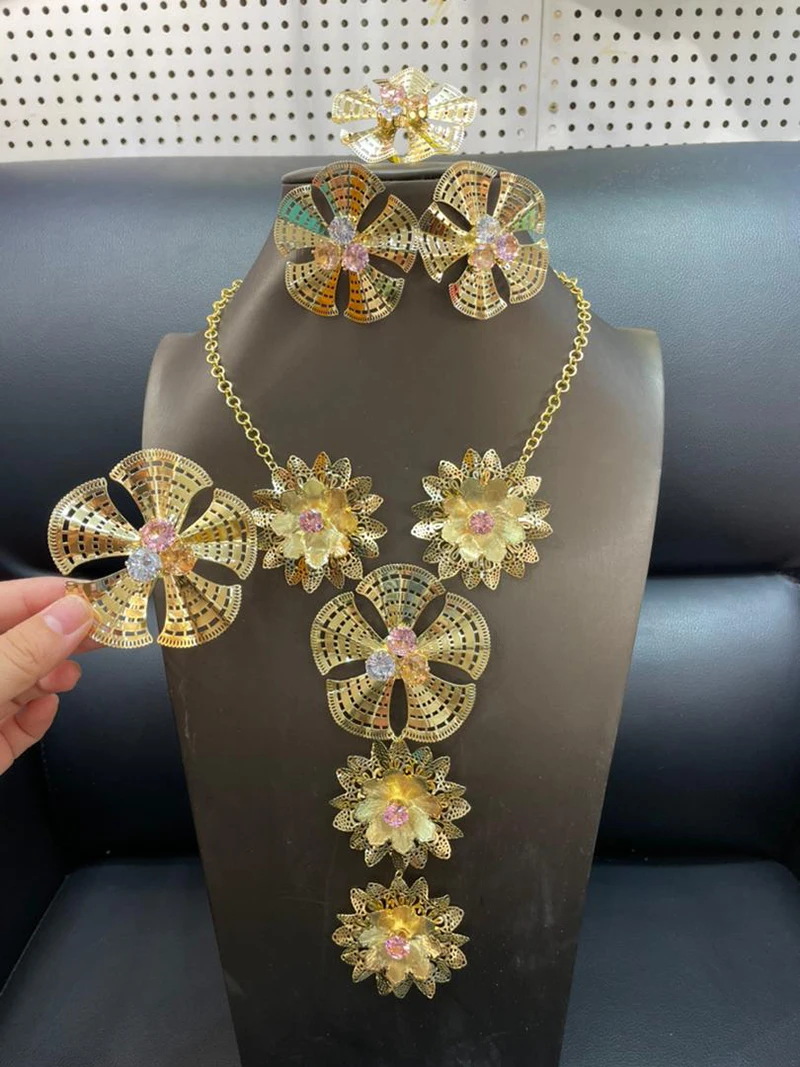 

5 Pcs Dubai Jewelry Set For Women 18k Gold Plated Large Flower Jewelry African Bride Wedding Gifts Gold Color Jewelry Set