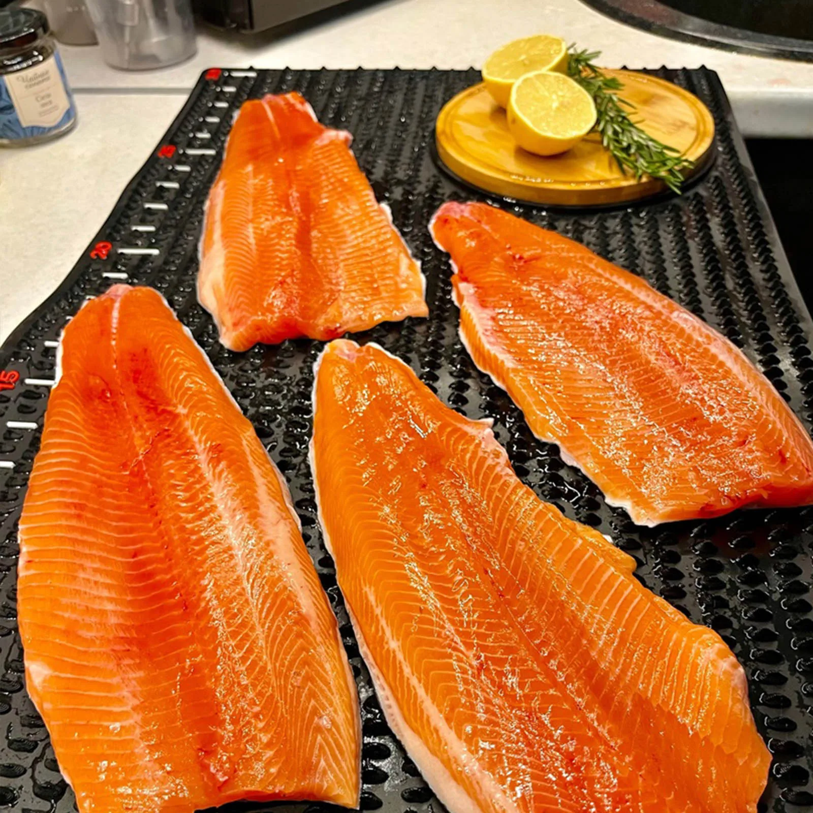 

Коврик для чистки рыбы Rubber