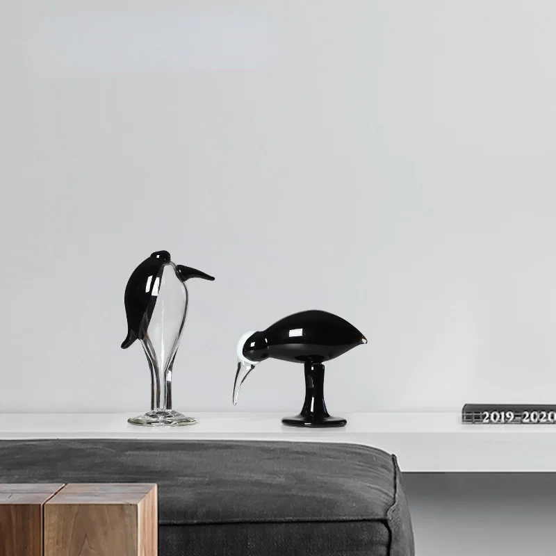 Прозрачная стеклянная статуэтка с птицами |