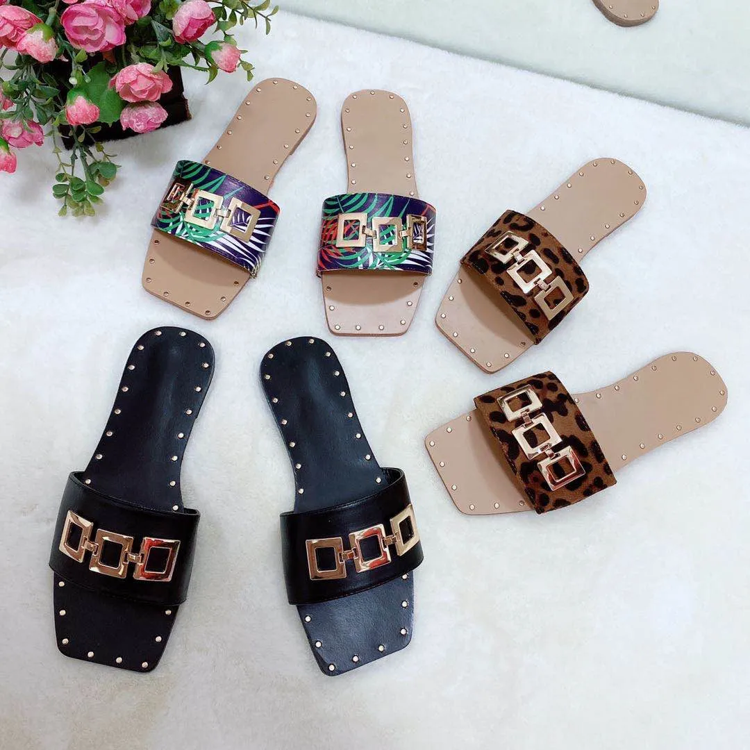 

Low Shoes Woman 2022 Female Slippers Luxury Slides New Flat Summer Designer PU Scandals Synthetic Fashion Rome Sexy Fabric Basic