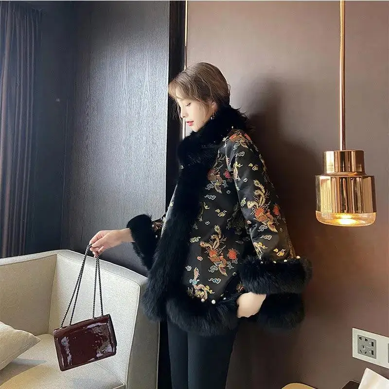Женская куртка пальто из искусственного меха зимнее женское короткое теплое