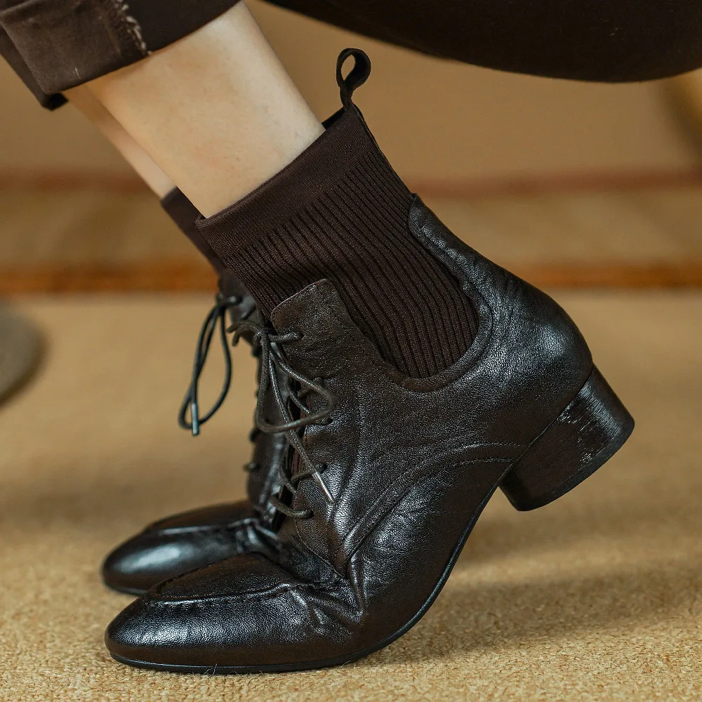 Женские осенние ботильоны из натуральной кожи с эластичной вязкой в стиле