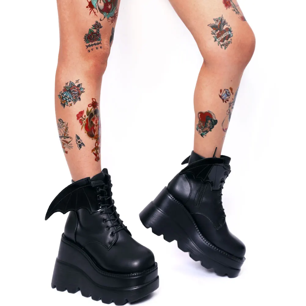 Женские ботильоны на танкетке GIGIFOX черные повседневные платформе летучая мышь