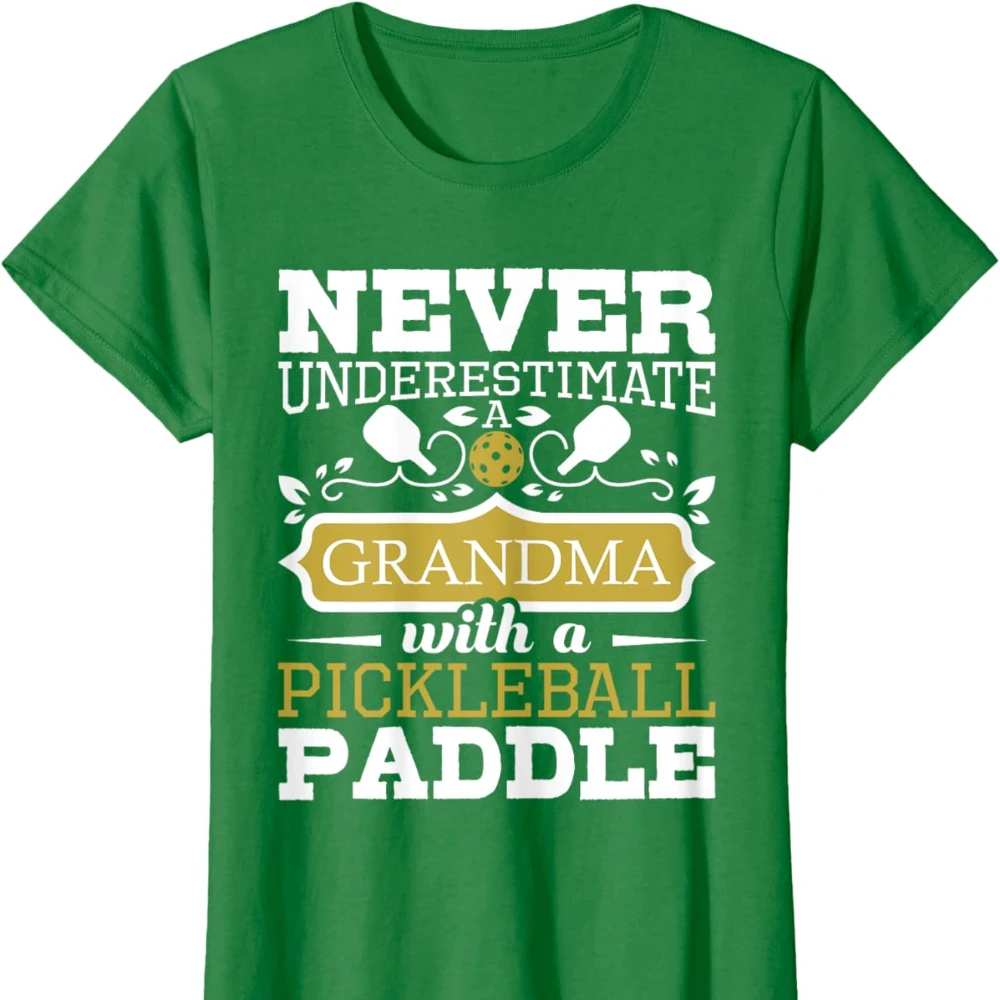 Никогда не недооценивайте бабушке с веслом Pickleball Футболка Винтажная