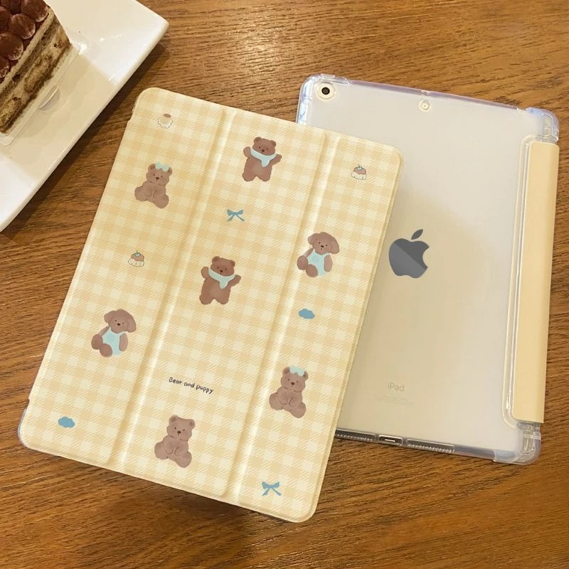 Фото Чехол-держатель для карандашей Funda для IpadAir 5th 4th IPad 10.2, чехол 7/8/9th Generation 2017, 2018, 9,7-дюймовый галстук-бабочка с милым мультяшным медведем №1