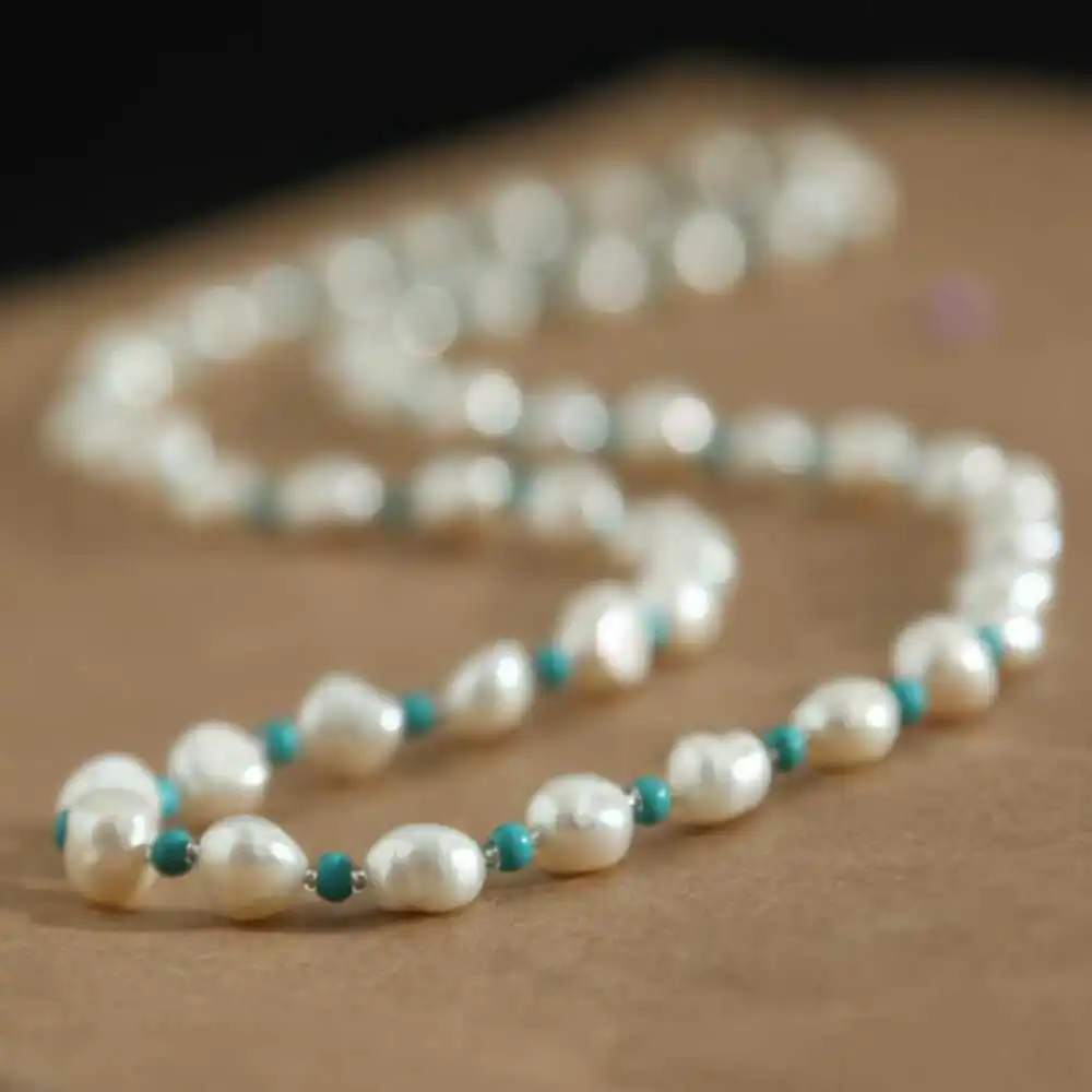 Непальское ожерелье в богемном стиле красное бриллиантовое до ключиц природный