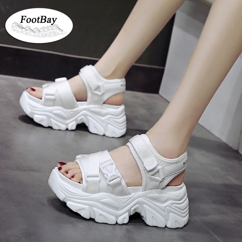 

Summer New Thick Bottomed Beach Sandals Sports Style Casual Women Sandals Heel Fashion Platform Woman Shoes