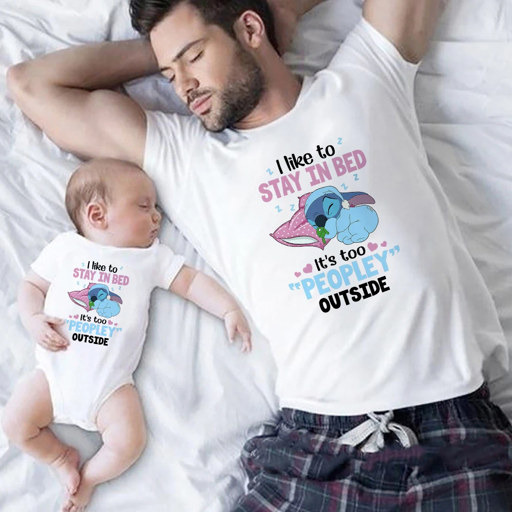 

Disney Kawaii Stitch Dad Mom and Baby Matching Clothes Cartoon Cute Fashion Kids Boy Girl Family T-shirts 2023 Vacation Casual