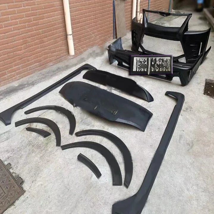 Изготовленные на заказ боковые юбки с капюшоном ESSEX узкий комплект кузова задний