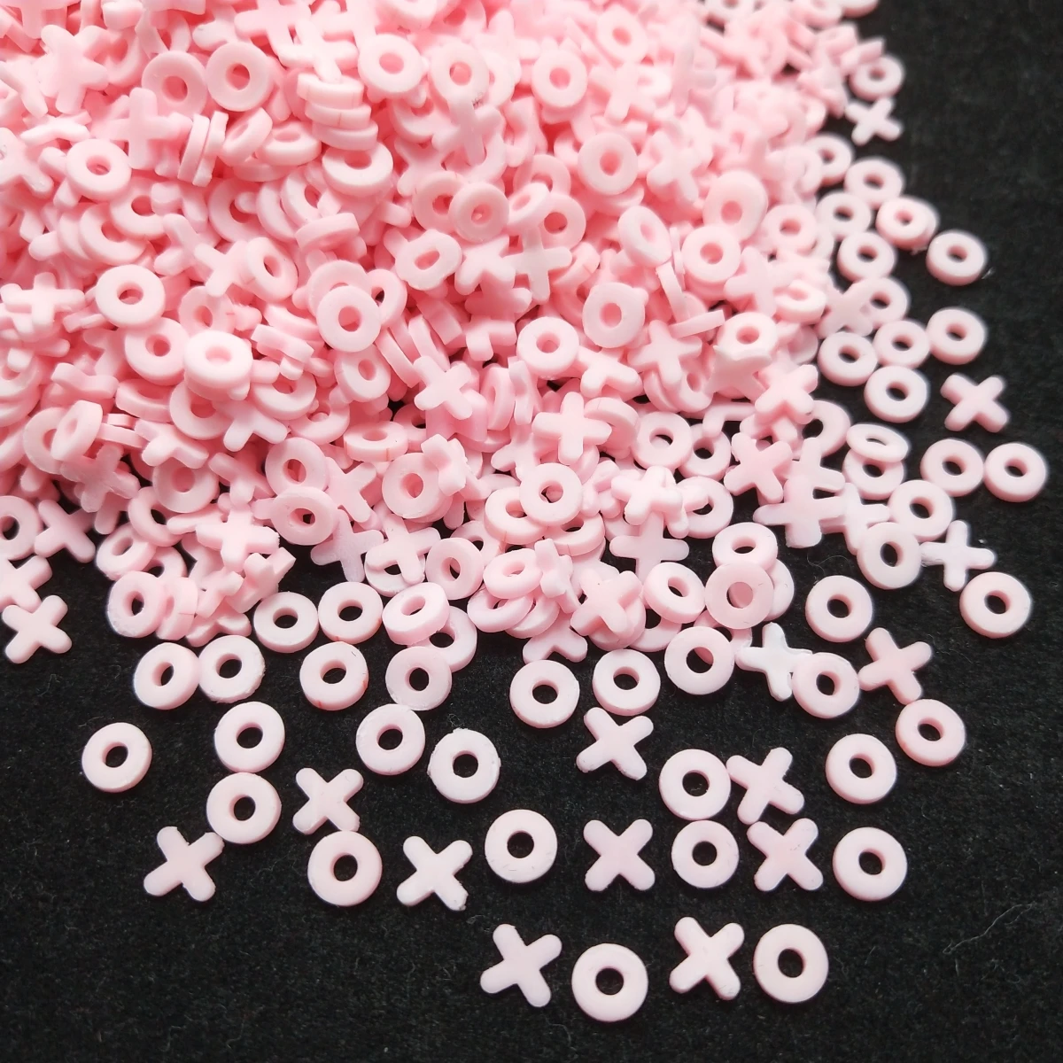 Полимерные пластины с буквами O X 5 мм 50 г/комплект Мягкие керамические частицы