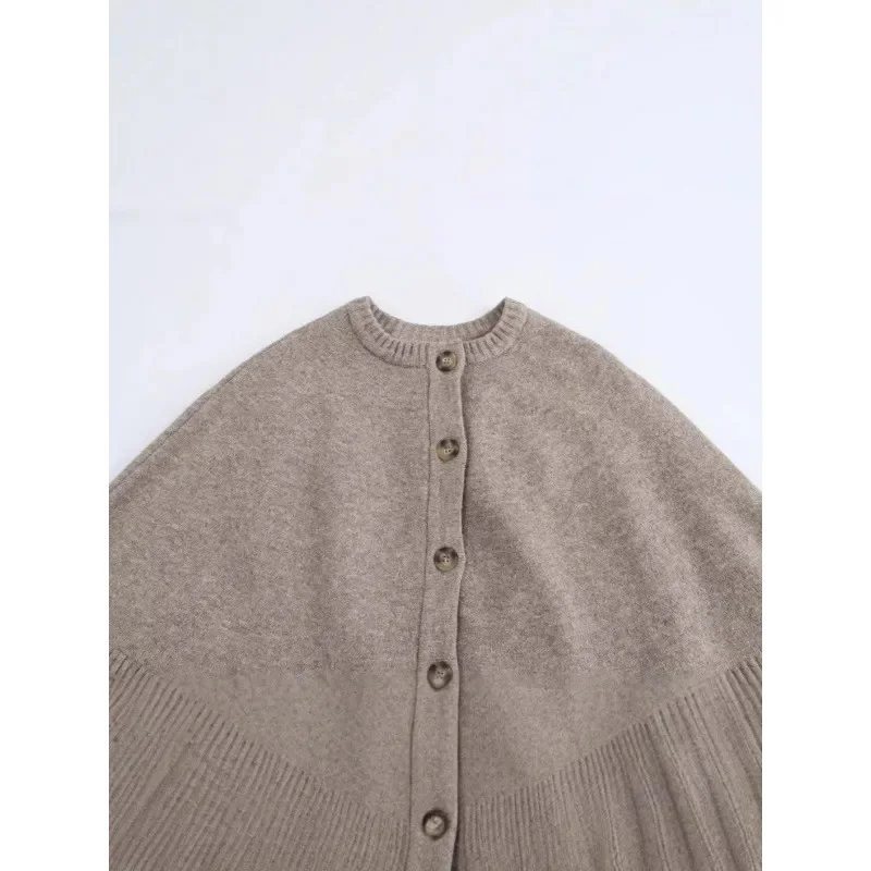 Осенние женские повседневные модные универсальные свитера топы новинка 2025 года