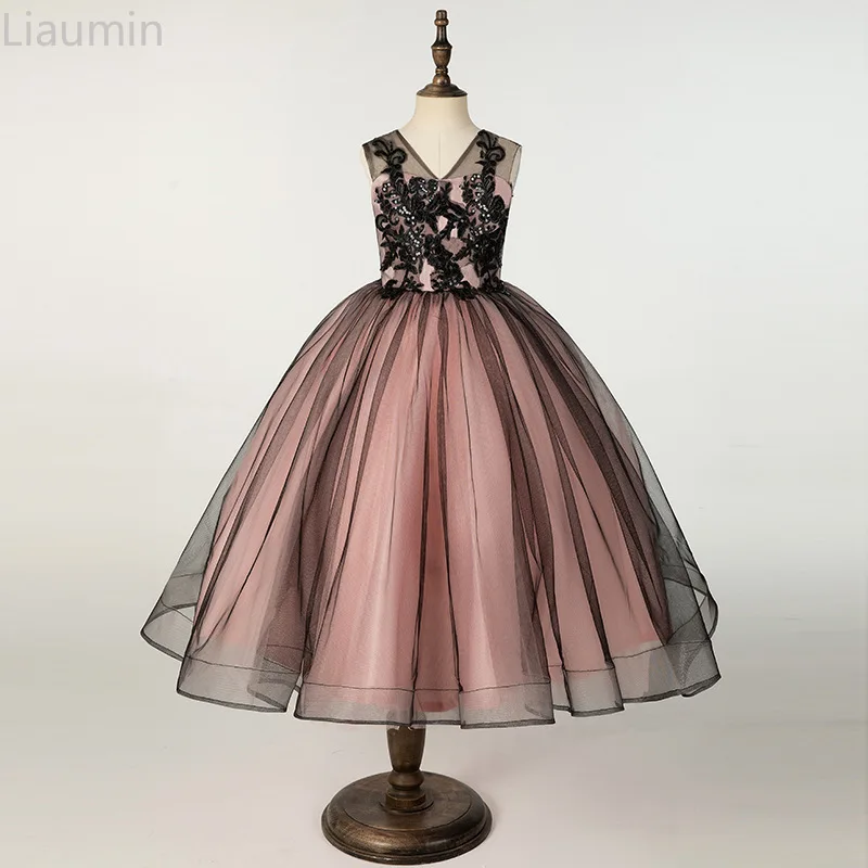 

Черное Кружевное бальное платье с аппликацией, платье с V-образным вырезом из тюля с цветочным рисунком для девушек на свадьбу, торжественное мероприятие, юбка принцессы ручной работы на заказ