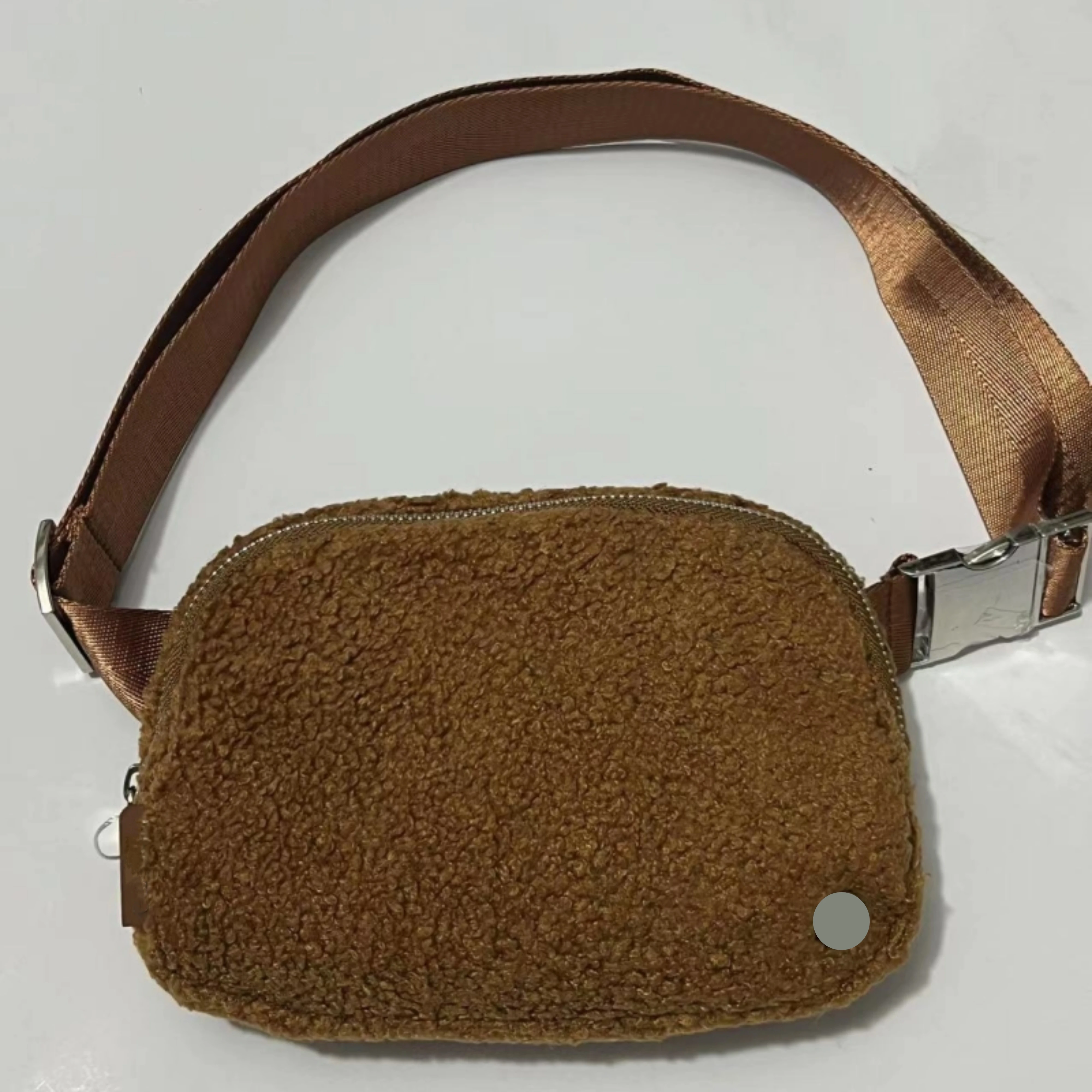 NWT Luluwomen Everywhere Belt Bag 1L Fleece Fashion Plush Crossbody Bag Gym Girl Waistpack Sports Running Fitness Crossbody Bag