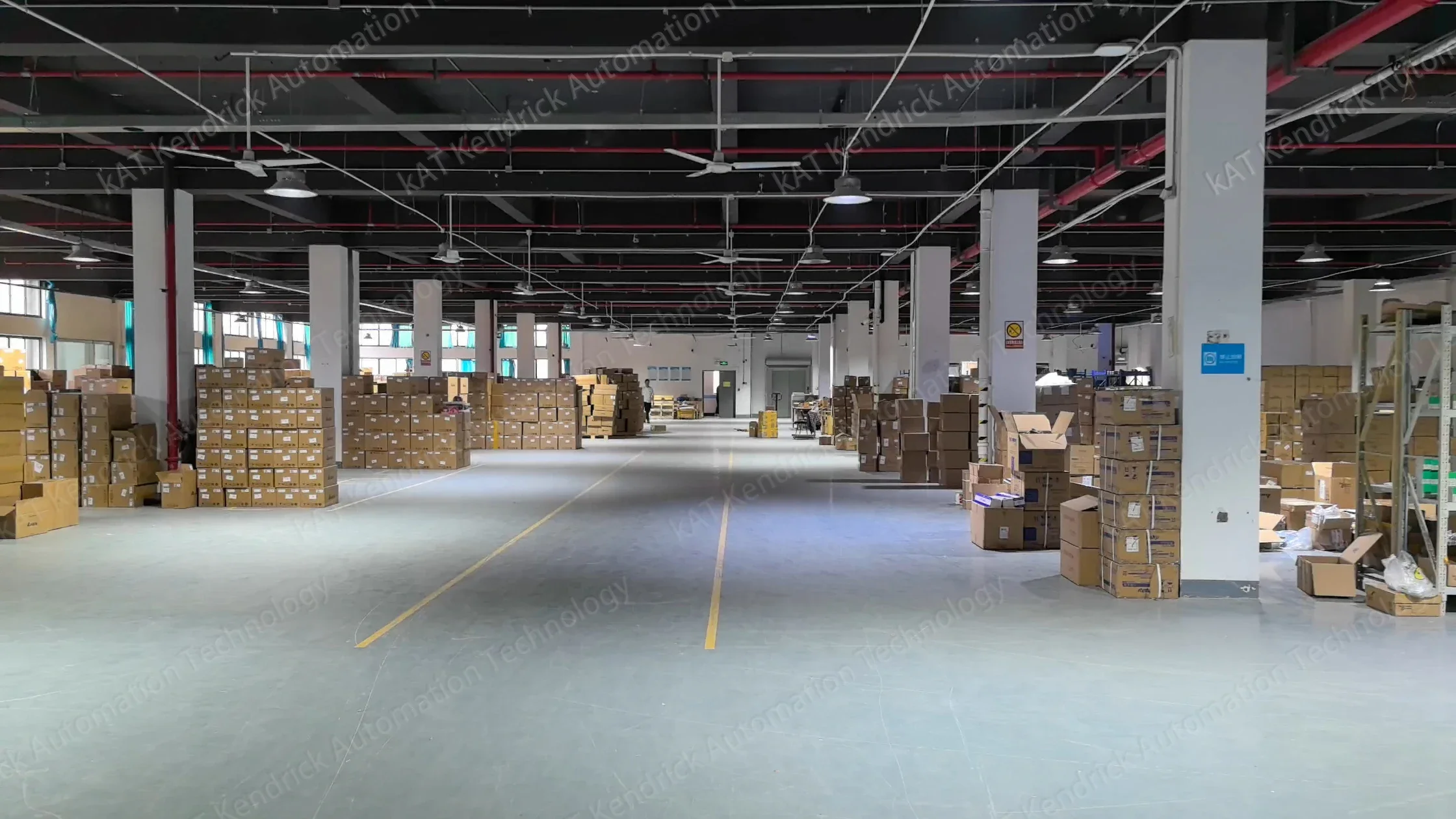 Оригинальная новая модель PLC DVP32EC00R3 (программируемый логический контроллер)