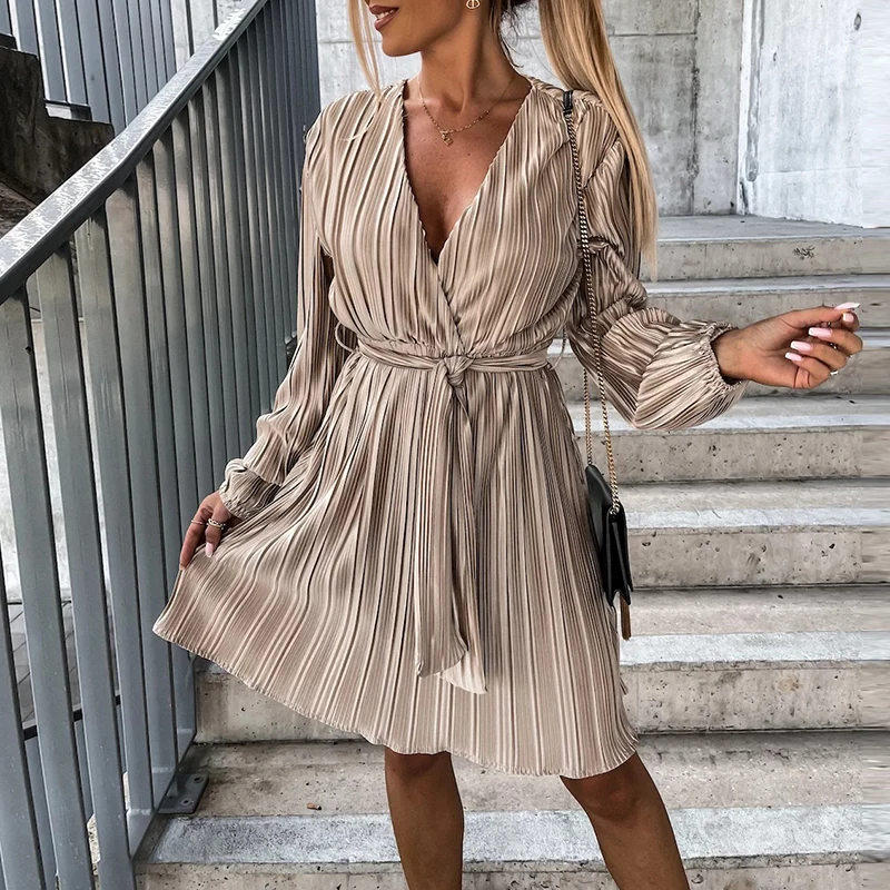 

Женское повседневное плиссированное платье на шнуровке, Новое сексуальное однотонное Клубное платье с V-образным вырезом и высокой талией, ...