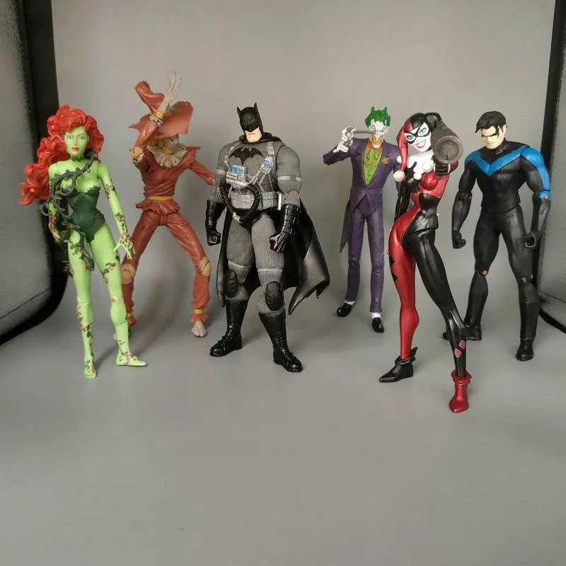 S Collectible Present