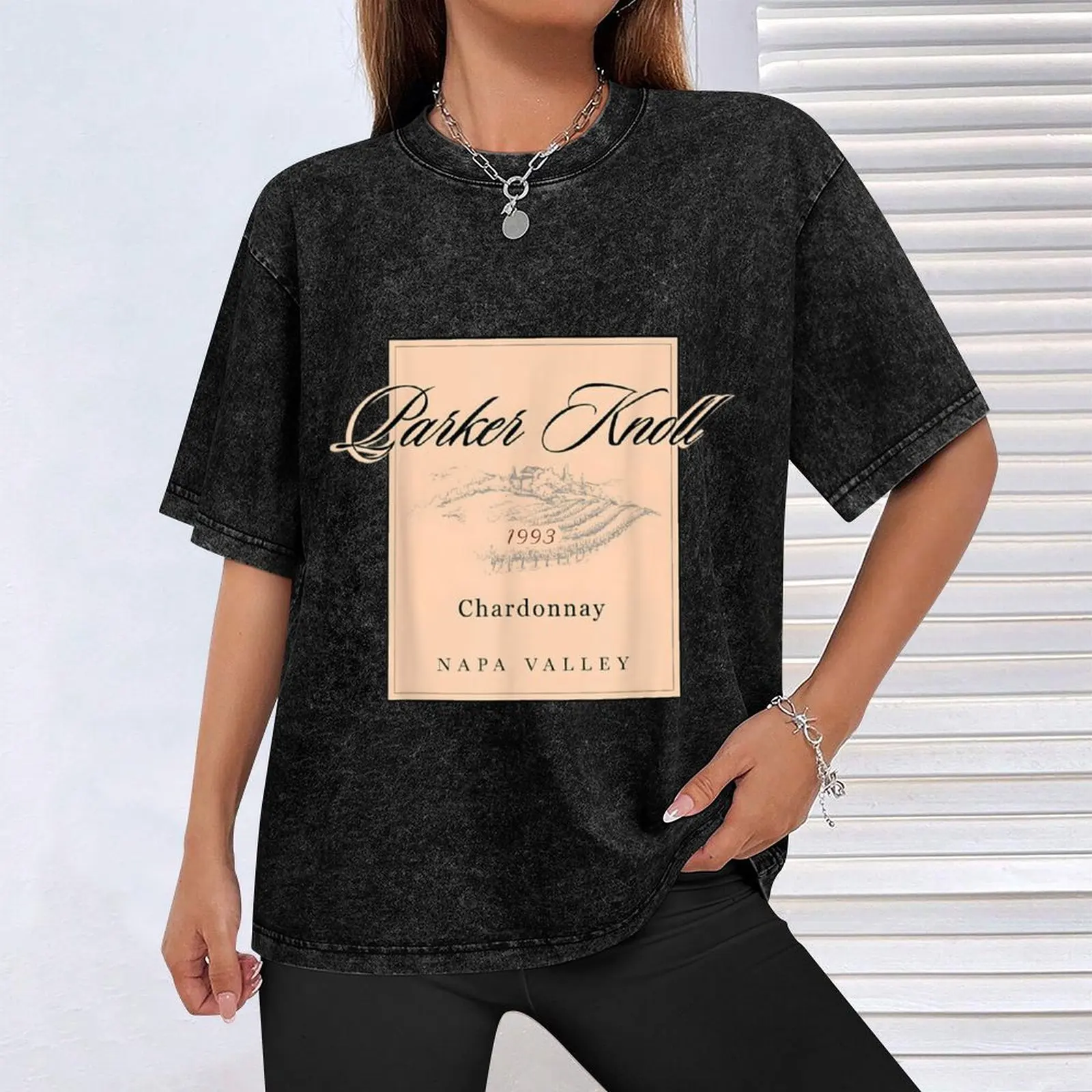Фото Мужская футболка Parker Knoll Chardonnay Napa Valley Parent Trap Wine Camp Walden с классическим принтом и короткими рукавами №4