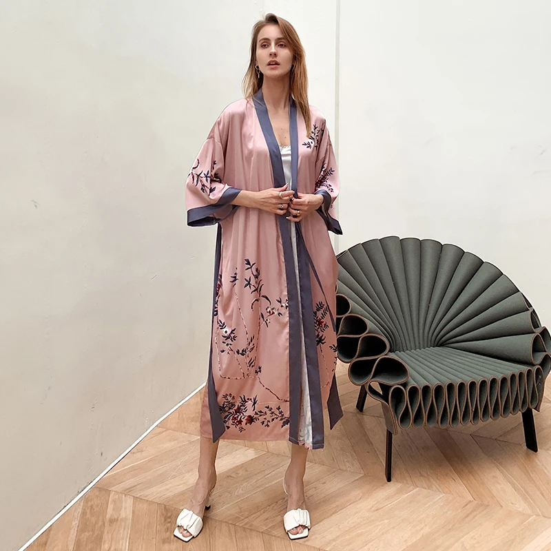 Silk Satin Wedding Bride Bridesmaid Robe Floral Bathrobe Short Kimono Robe Night Robe Bath Robe Fashion Dressing Gown For Women