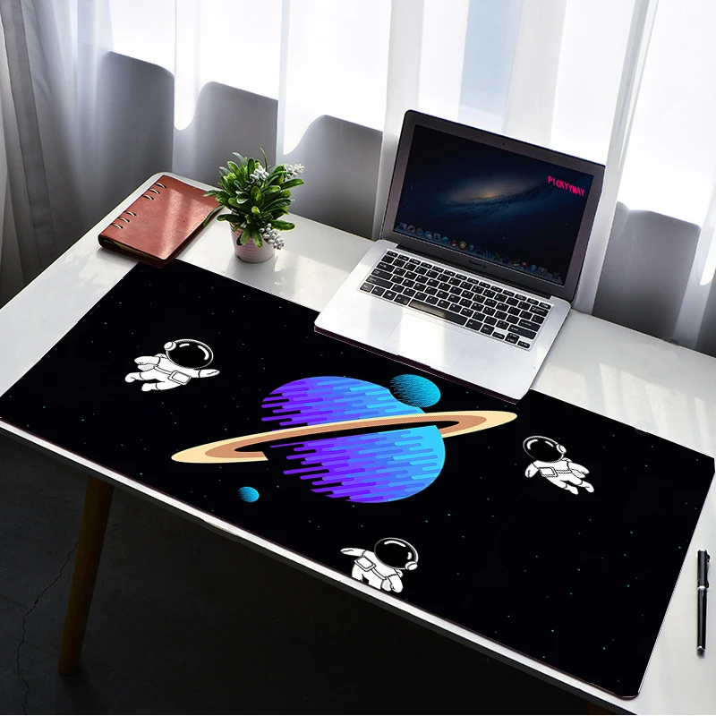 

Univers Astronaut Large Size Mouse Pad Natural Rubber PC Computer Gaming Mousepad Gamer Desk Mat Locking Edge for CS GO LOL