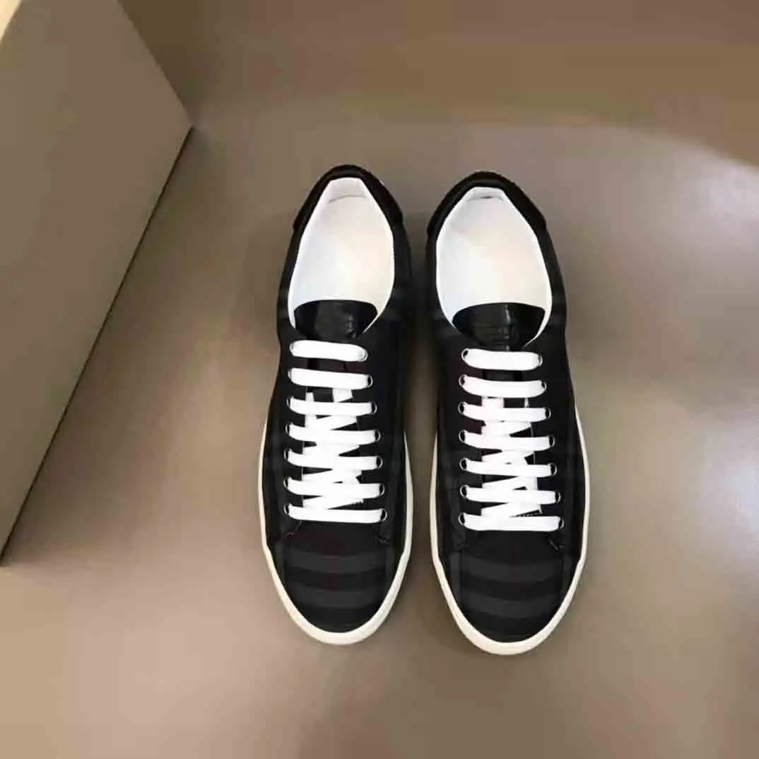 

Men's breathable mesh sports shoes, high quality, leisure, fashion, summer, 2022，r9