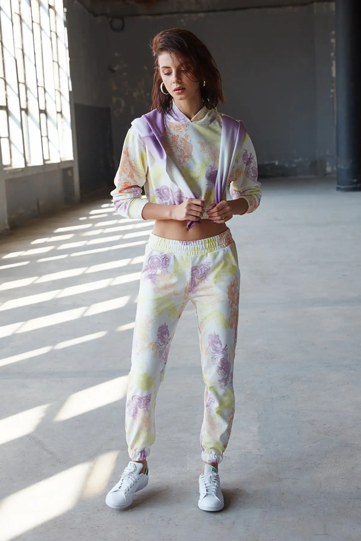

Trendyol Batik Patterned Knit Bottom-Top Suit TWOAW22AU0469