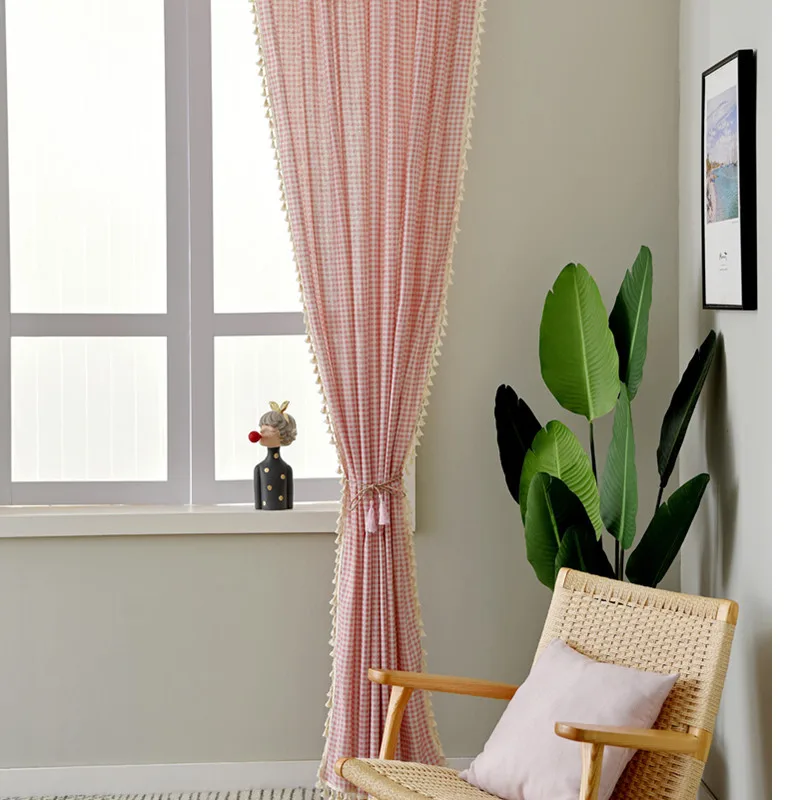 Розовая клетчатая красная фотография белая кисточка хлопковые льняные