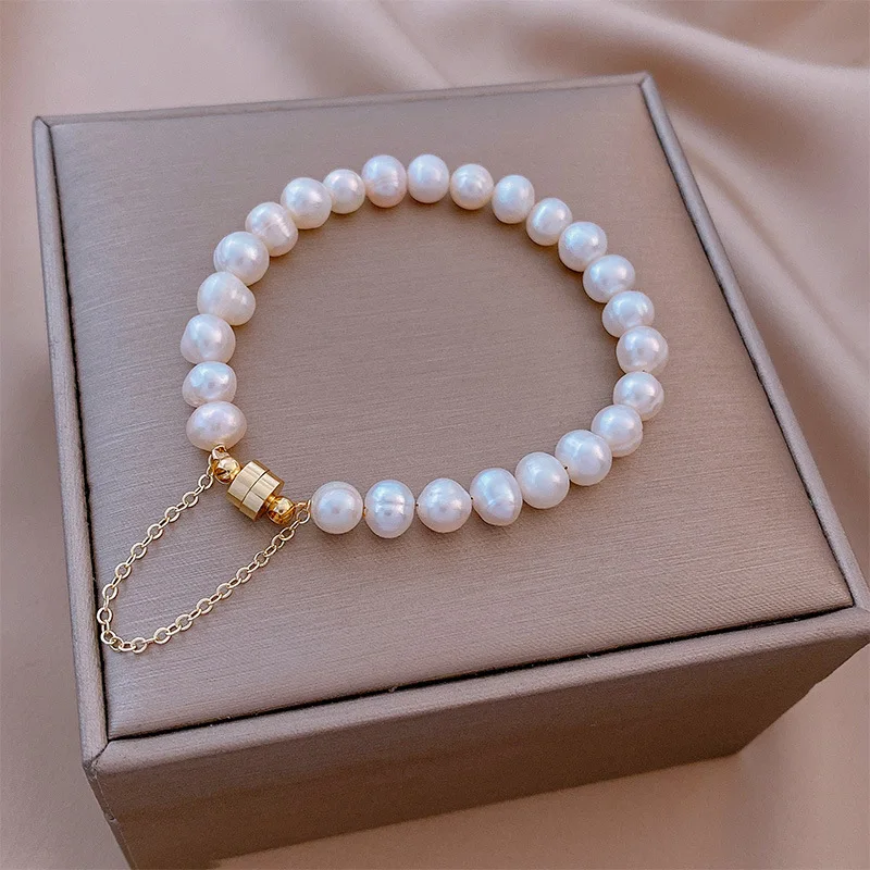 

Minar Chic Round Freshwater Pearl Beaded Bracelet for Women Fashion Gold Color Copper Magnet Charm Bracelets Korean Accessories