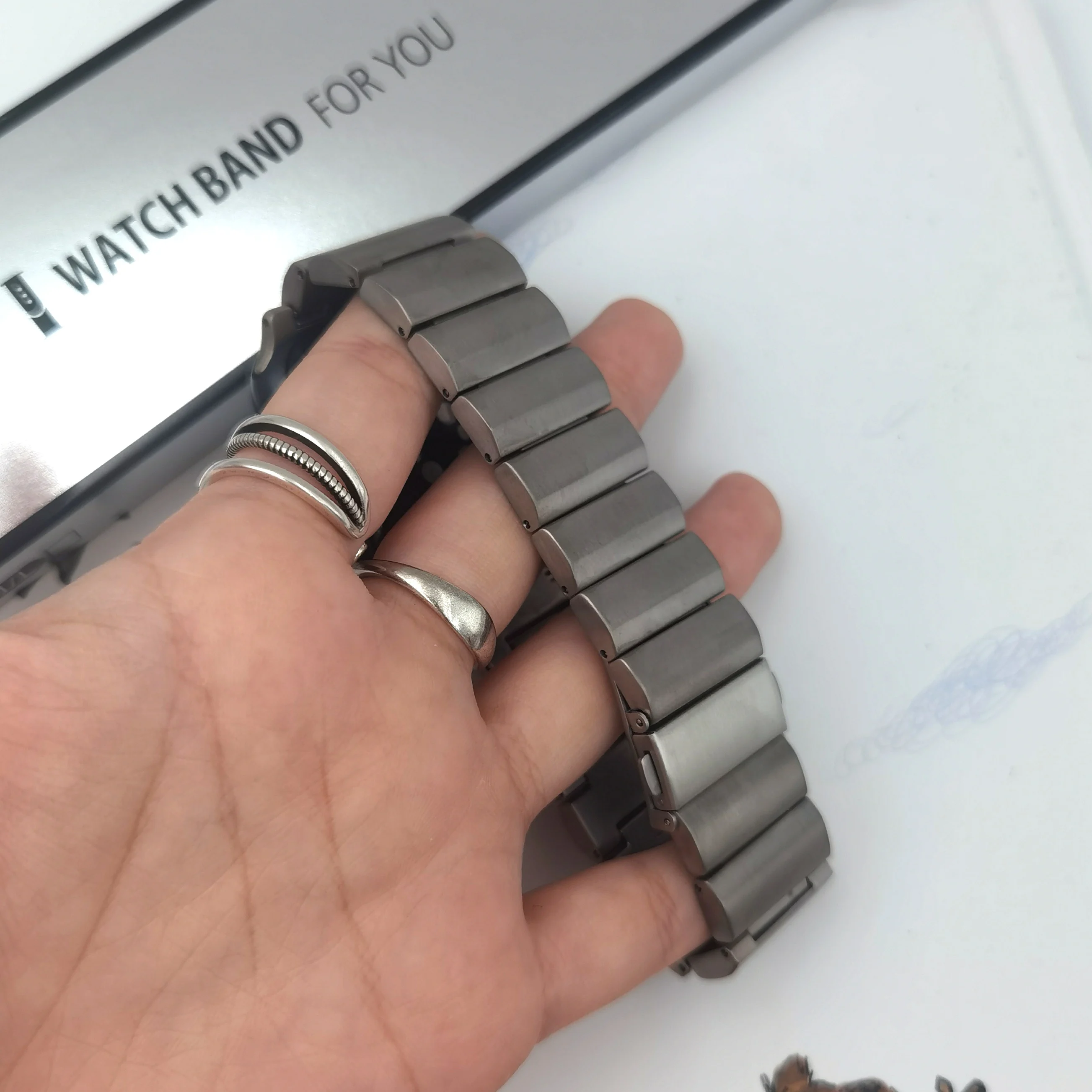 Luxury Titanium Band For Apple Watch Ultra 49mm 45mm 41mm 44mm 40mm Men Business Metal Strap iWatch Series 8 7 6 SE 5 WristBand